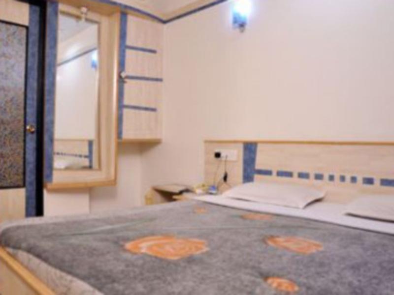 Hotel Everstar Rádzskot Kültér fotó